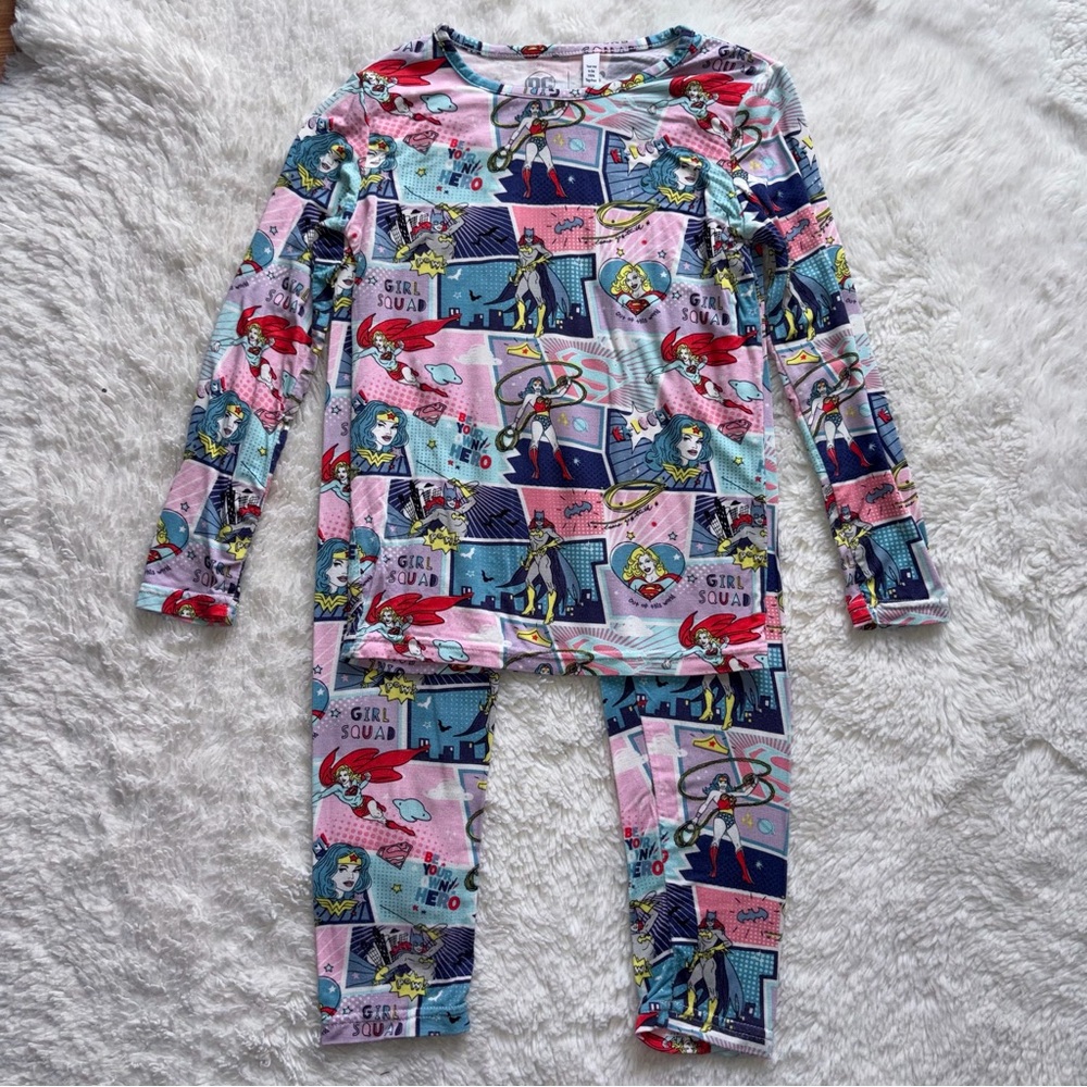 Two Piece Bellabu Bear Girl 6Y DC Comic Justice League Heroines Long Pajamas Set